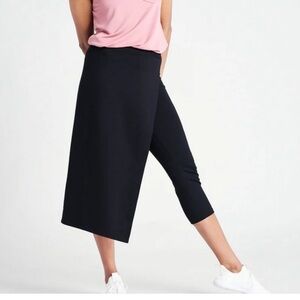 BETABRAND Cropped Capri Pants with Skirt Overlay The Sassiest Pants Womens Large